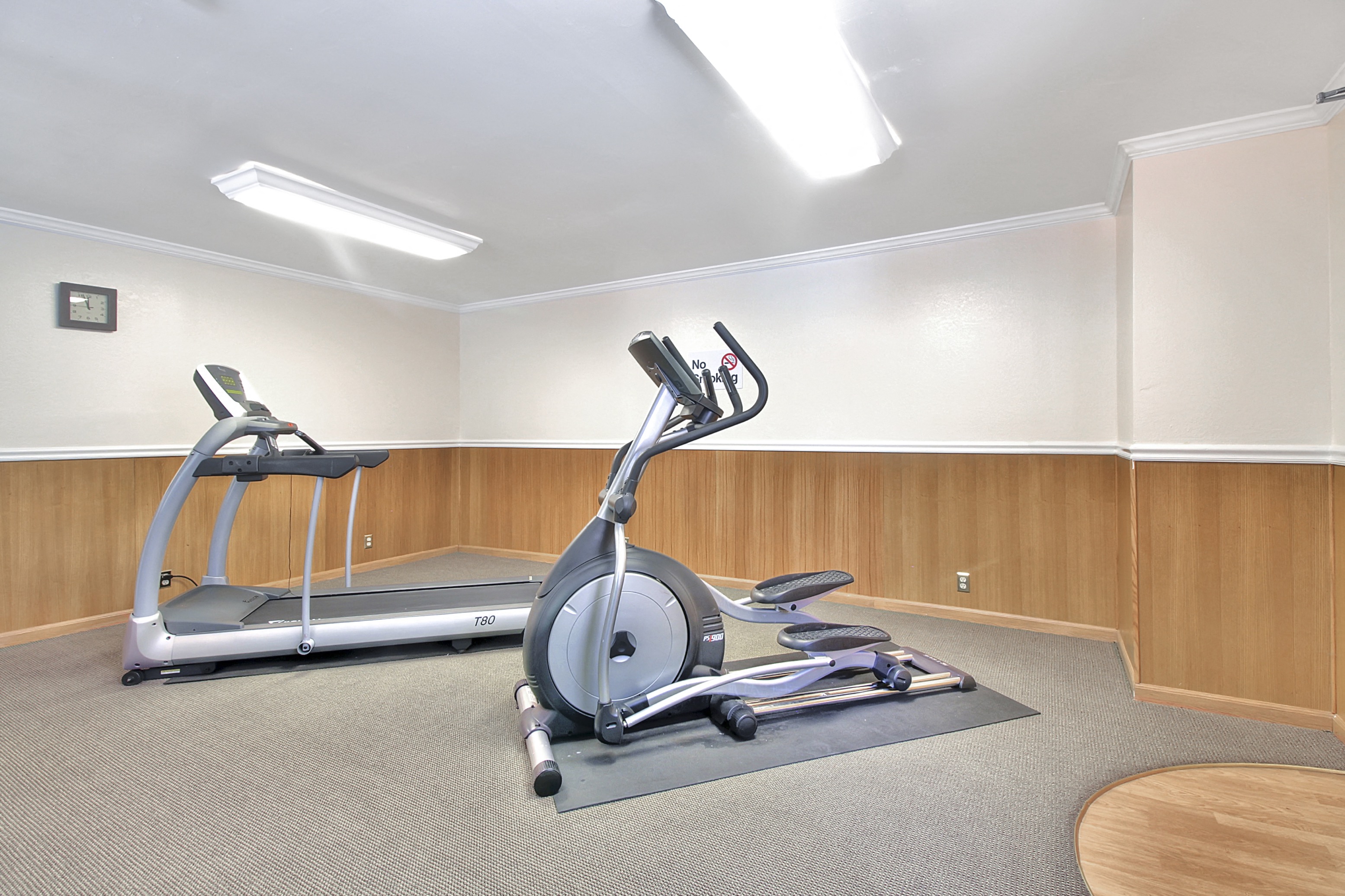Laurel Grove Apartments photo 4